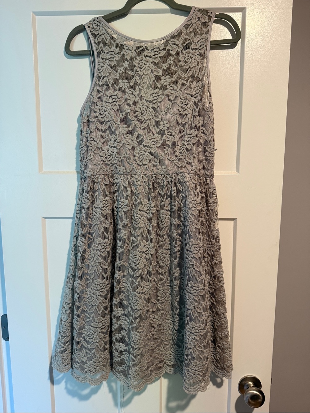 Women’s Lace A-Line Dress in Light Gray - Elegant Sleeveless Party Dress